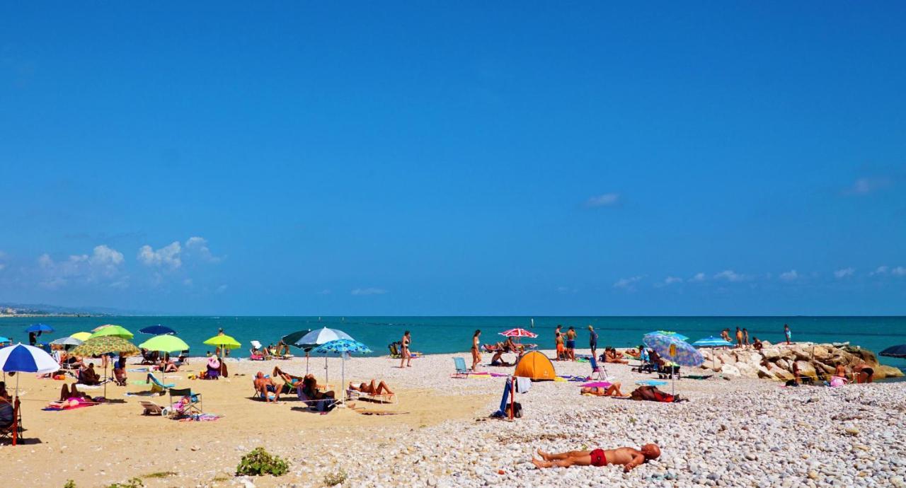 Club Del Sole Roseto Degli Abruzzi Easy Camping Village Экстерьер фото