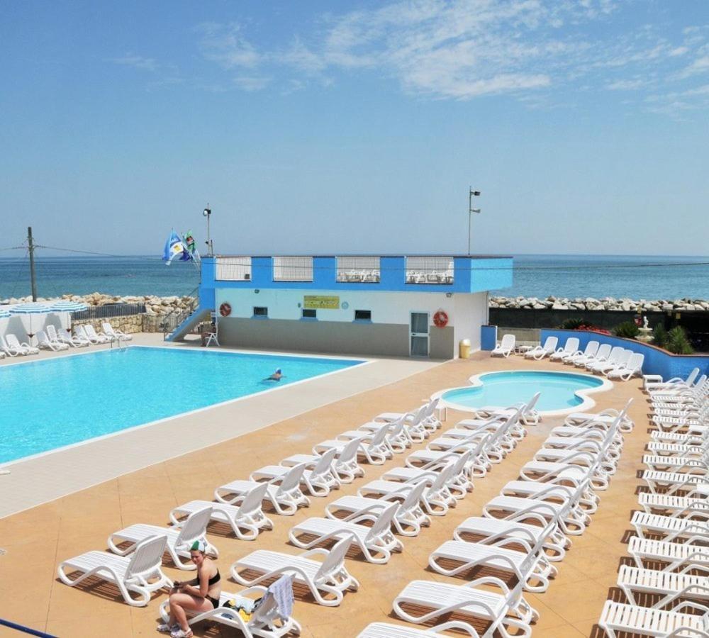Club Del Sole Roseto Degli Abruzzi Easy Camping Village Экстерьер фото