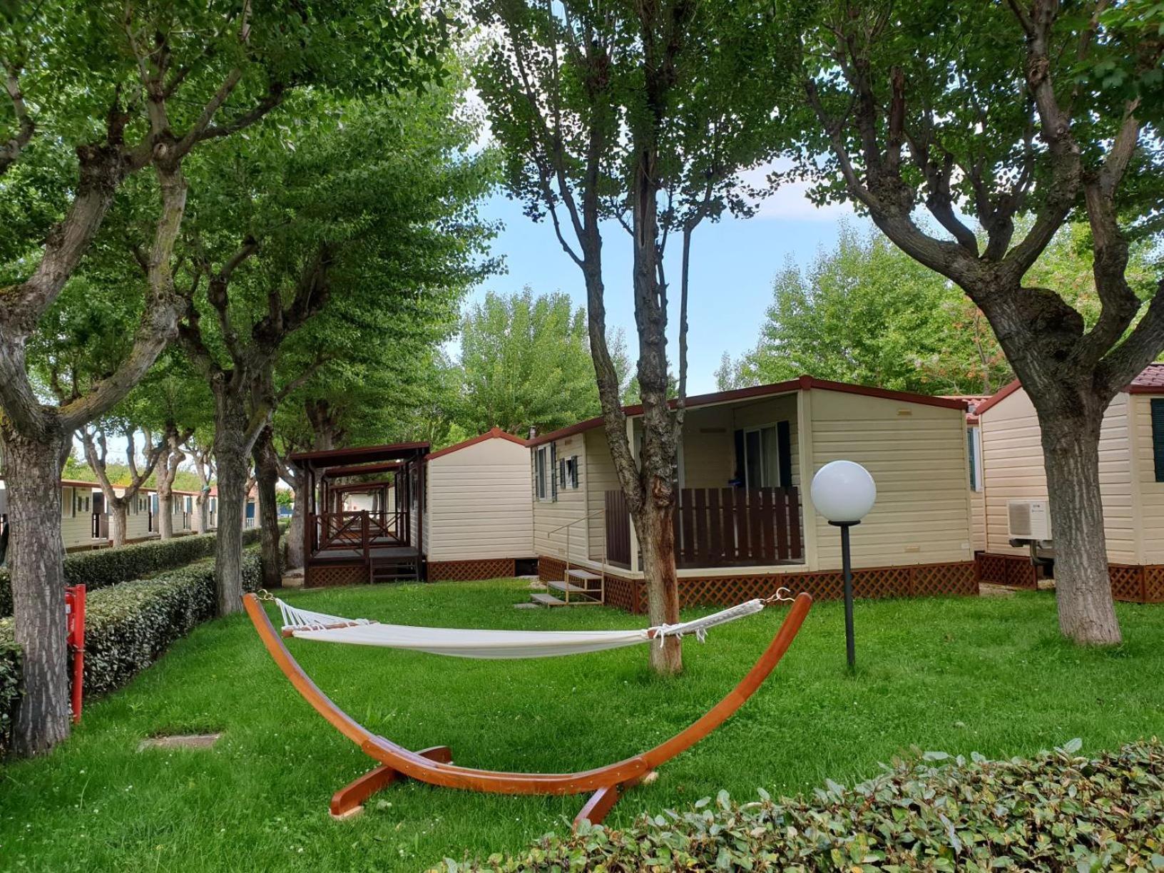 Club Del Sole Roseto Degli Abruzzi Easy Camping Village Экстерьер фото